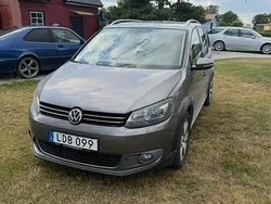 Grå Begagnad 2011 VW Touran Cross Minibuss | 45 999 kr (Superpris)