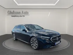 Svart (obsidiansvart metallic) Begagnad 2024 Mercedes E300 Avantgarde Kombi | 659 000 kr (Marknadspris)