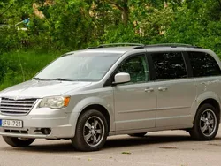 Silver Begagnad 2008 Chrysler Town & Country Minibuss | 58 000 kr