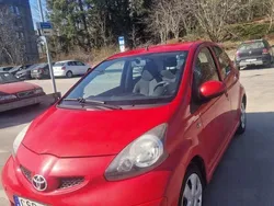 Röd Begagnad 2007 Toyota Aygo Halvkombi | 39 500 kr (Bra pris)