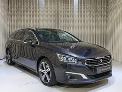 Grå (grå metallic) Begagnad 2016 Peugeot 508 GT-line Kombi | 179 990 kr (Lite dyr)