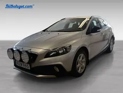 Silver Begagnad 2017 Volvo V40 CC Business Edition Kombi | 179 900 kr (Lite dyr)