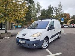 Vit Begagnad 2009 Peugeot Partner Van | 44 000 kr (Lite dyr)