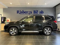 Svart Begagnad 2019 Subaru Forester SUV | 279 900 kr (Lite dyr)