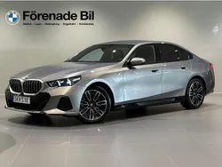 Grå Begagnad 2024 BMW 520 M Sport Sedan | 599 000 kr (Lite dyr)