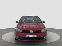 Röd Begagnad 2011 VW Golf VII Halvkombi | 89 900 kr (Marknadspris)