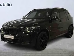 Svart Begagnad 2025 BMW X5 Comfort Edition SUV | 1 179 900 kr