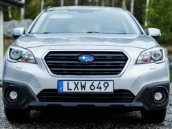 Silver Begagnad 2015 Subaru Outback SUV | 179 000 kr (Marknadspris)