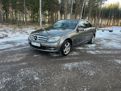 Silver Begagnad 2009 Mercedes C180 Avantgarde Sedan | 89 900 kr (Dyr)
