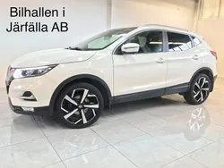 Vit Begagnad 2017 Nissan Qashqai SUV | 172 900 kr (Marknadspris)