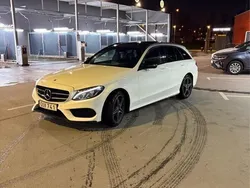 Vit Begagnad 2017 Mercedes C220 AMG line Kombi | 185 000 kr (Bra pris)