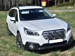 Vit Begagnad 2015 Subaru Outback SUV | 148 000 kr (Marknadspris)