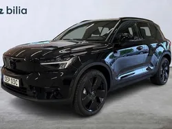 Svart Begagnad 2025 Volvo EX40 Performance SUV | 549 900 kr (Bra pris)