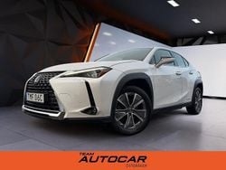 Vit Begagnad 2021 Lexus UX 300e Luxury Line SUV | 239 900 kr