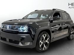 Svart (black) Ny 2025 Renault 4 E-Tech Techno SUV | 434 900 kr (Marknadspris)