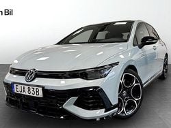Ljusblå Begagnad 2024 VW Golf VIII GTI Halvkombi | 439 900 kr (Bra pris)
