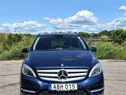 Begagnad 2012 Mercedes B200 Minibuss | 75 000 kr (Marknadspris)