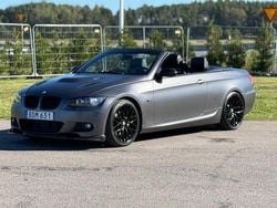 Mörkgrå Begagnad 2007 BMW 335 Cabriolet M Sport Cab | 213 000 kr (Marknadspris)