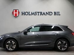Grå Begagnad 2023 Audi Q8 e-tron S-Line SUV | 619 900 kr (Superpris)