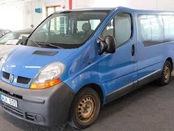 Blå Begagnad 2004 Renault Trafic Van | 89 900 kr