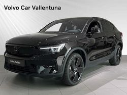 Svart Begagnad 2024 Volvo EC40 Performance SUV | 574 900 kr