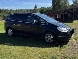 Svart Begagnad 2014 Ford S-MAX Business Edition Minibuss | 35 000 kr (Superpris)