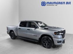 Grå (silvermetallic ) Begagnad 2025 Dodge Ram Pickup | 936 250 kr
