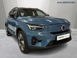 Blå Begagnad 2023 Volvo XC40 Plus SUV | 439 500 kr