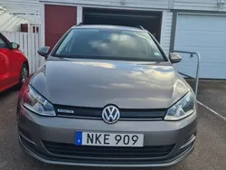 Grå Begagnad 2015 VW Golf VII Kombi | 79 000 kr (Marknadspris)