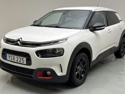 Vit Begagnad 2019 Citroën C4 | 108 800 kr