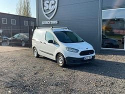 Vit (vit metallic) Begagnad 2015 Ford Transit Van | 59 900 kr (Bra pris)