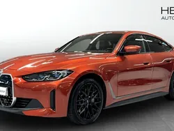 Orange Begagnad 2023 BMW i4 Shadowline Sedan | 514 800 kr (Marknadspris)