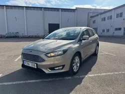 Grå Begagnad 2015 Ford Focus Titanium Kombi | 80 000 kr (Bra pris)