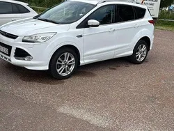 Vit Begagnad 2014 Ford Kuga Titanium SUV | 92 000 kr (Marknadspris)