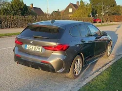 Grå Begagnad 2021 BMW 118 M Sport Halvkombi | 249 000 kr (Lite dyr)