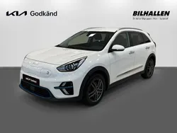 Vit Begagnad 2021 Kia e-Niro 3 SUV | 279 900 kr (Lite dyr)