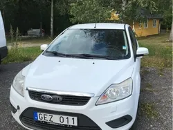 Vit Begagnad 2008 Ford Focus Kombi | 10 000 kr (Superpris)