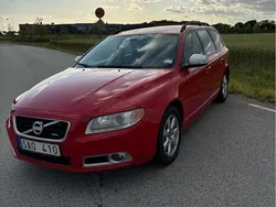 Röd Begagnad 2011 Volvo V70 R-Design Kombi | 55 000 kr (Superpris)