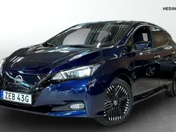Mörkblå (blue) Begagnad 2022 Nissan Leaf N-Connecta Halvkombi | 189 900 kr (Marknadspris)
