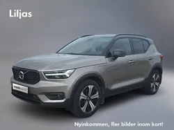 Grå Begagnad 2021 Volvo XC40 R-Design SUV | 349 000 kr (Marknadspris)