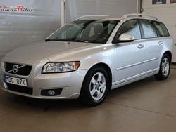 Grå Begagnad 2012 Volvo V50 Momentum Kombi | 99 900 kr (Dyr)
