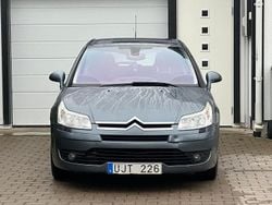 Grå Begagnad 2008 Citroën C4 Halvkombi | 34 000 kr (Marknadspris)
