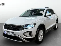Grå Begagnad 2022 VW T-Roc Life SUV | 259 900 kr (Marknadspris)