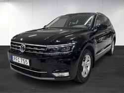 Svart Begagnad 2017 VW Tiguan SUV | 239 000 kr (Marknadspris)