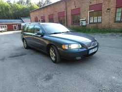 Blå Begagnad 2008 Volvo V70 Momentum Kombi | 21 000 kr (Bra pris)
