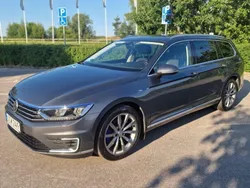 Grå Begagnad 2017 VW Passat GTE Kombi | 159 000 kr (Bra pris)