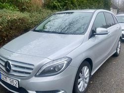 Silver Begagnad 2013 Mercedes B180 Minibuss | 72 000 kr (Superpris)