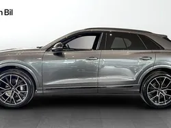 Daytonagrå pärleffekt Begagnad 2022 Audi Q8 S-Line SUV | 659 000 kr (Bra pris)