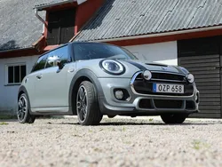 Grå Begagnad 2016 Mini John Cooper Works Halvkombi | 199 900 kr (Lite dyr)