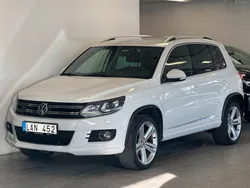 Vit Begagnad 2013 VW Tiguan Sportline SUV | 129 900 kr (Lite dyr)